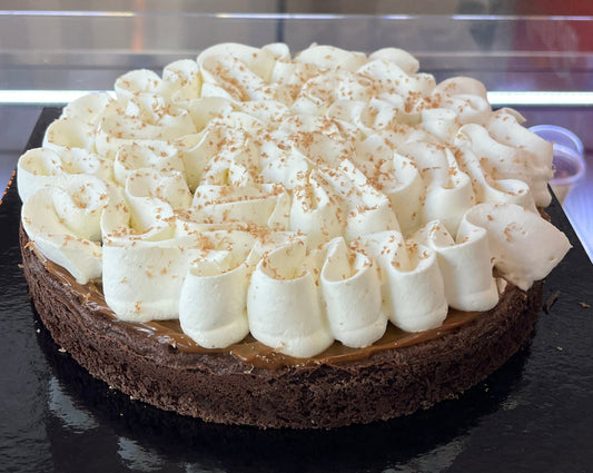 Brownie, Dulce de leche y Nata montada o Frutos Rojos